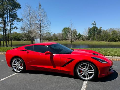 Used 2019 Chevrolet Corvette Stingray Coupe 2D w/ 2LT Preferred Equipment Group image 1
