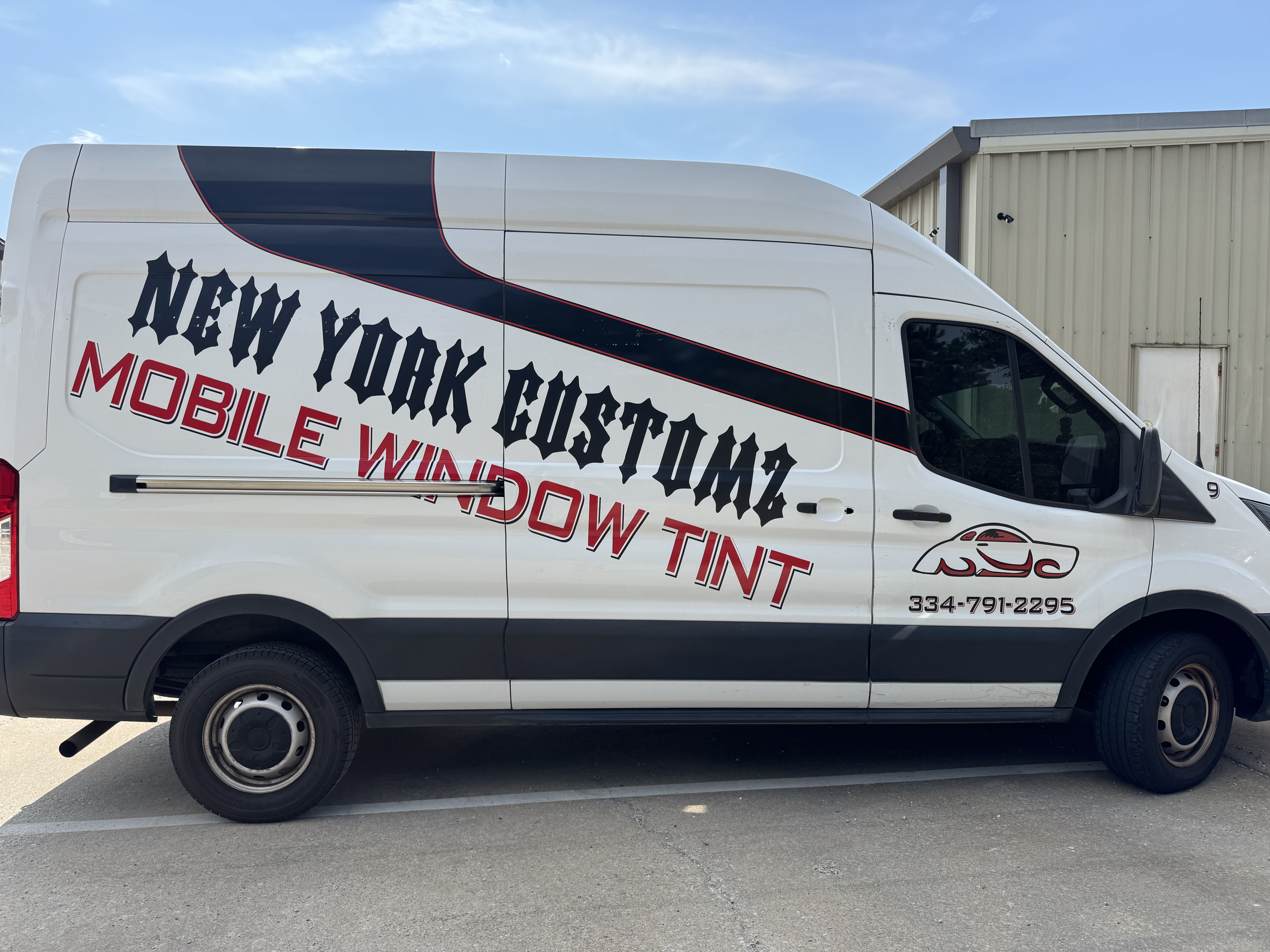 Used 2021 Ford Transit 250 148 High Roof RWD image 2