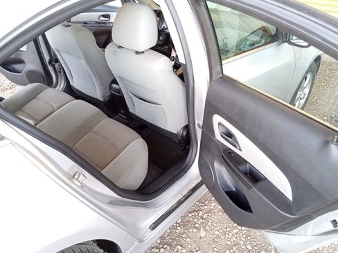 Used 2012 Chevrolet Cruze LT w/ RS Package image 10