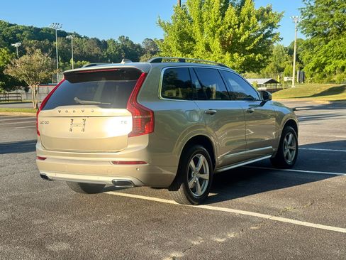 Used 2016 Volvo XC90 T5 Momentum FWD image 5