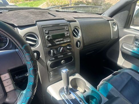 Used 2005 Ford F150 FX4 image 2