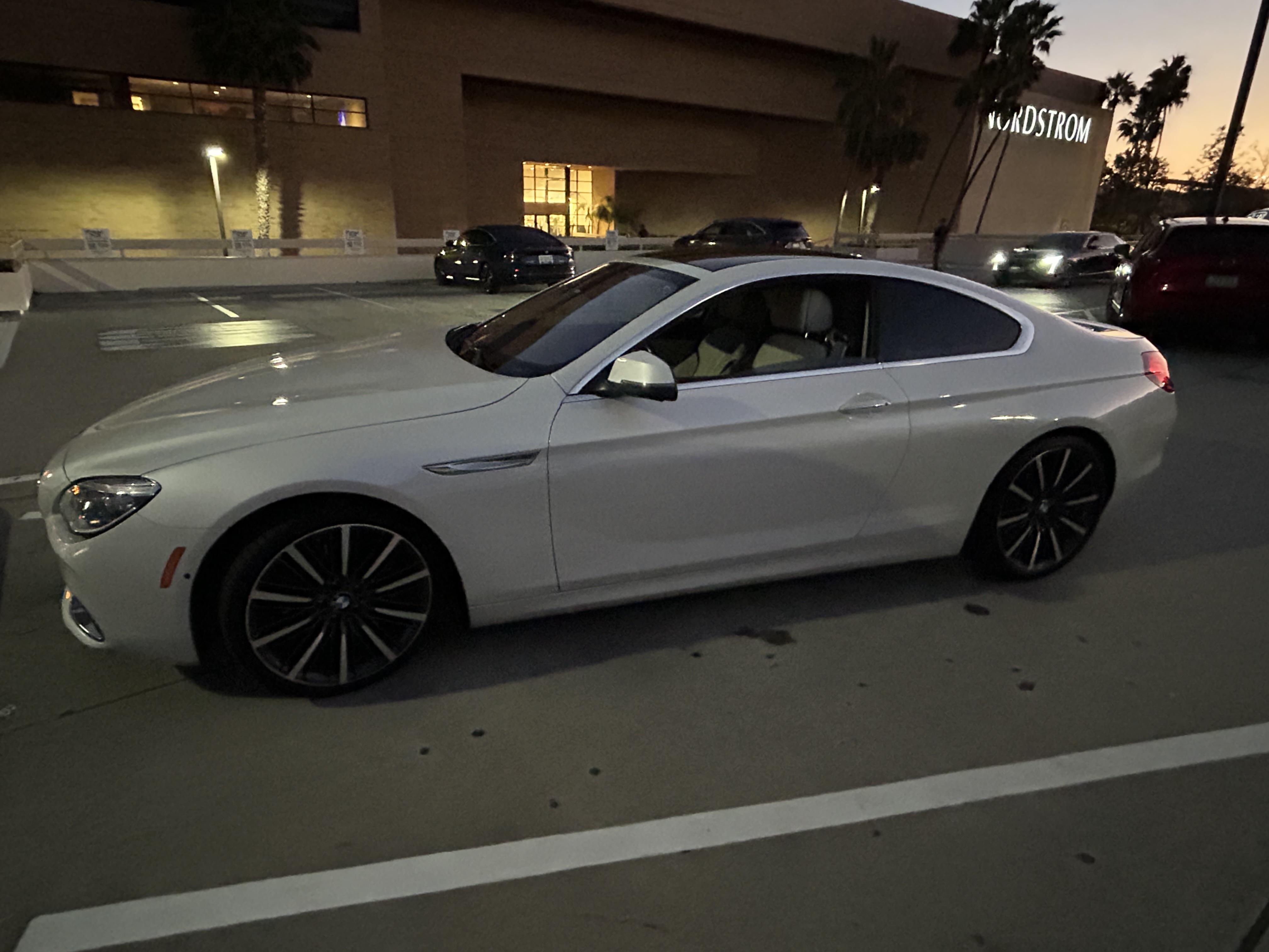 Used 2016 BMW 650i xDrive Coupe AWD/4WD image 2