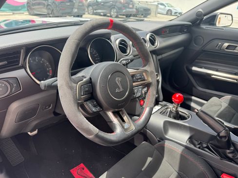 Used 2018 Ford Mustang Shelby GT350R w/ GT350R Equipment Group 920A image 16