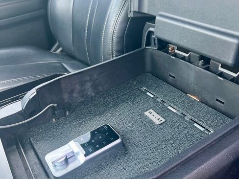 Used 2017 Ford F150 XLT w/ Equipment Group 302A Luxury AWD/4WD image 22