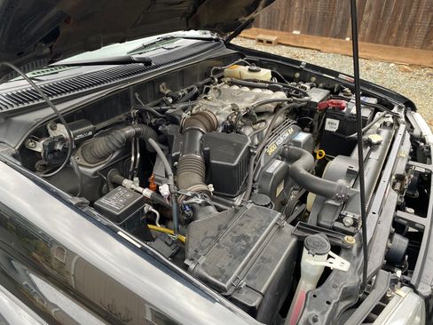 Used 2002 Toyota 4Runner SR5 image 19