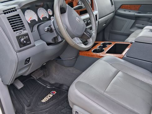 Used 2006 Dodge Ram 2500 Truck Laramie image 8