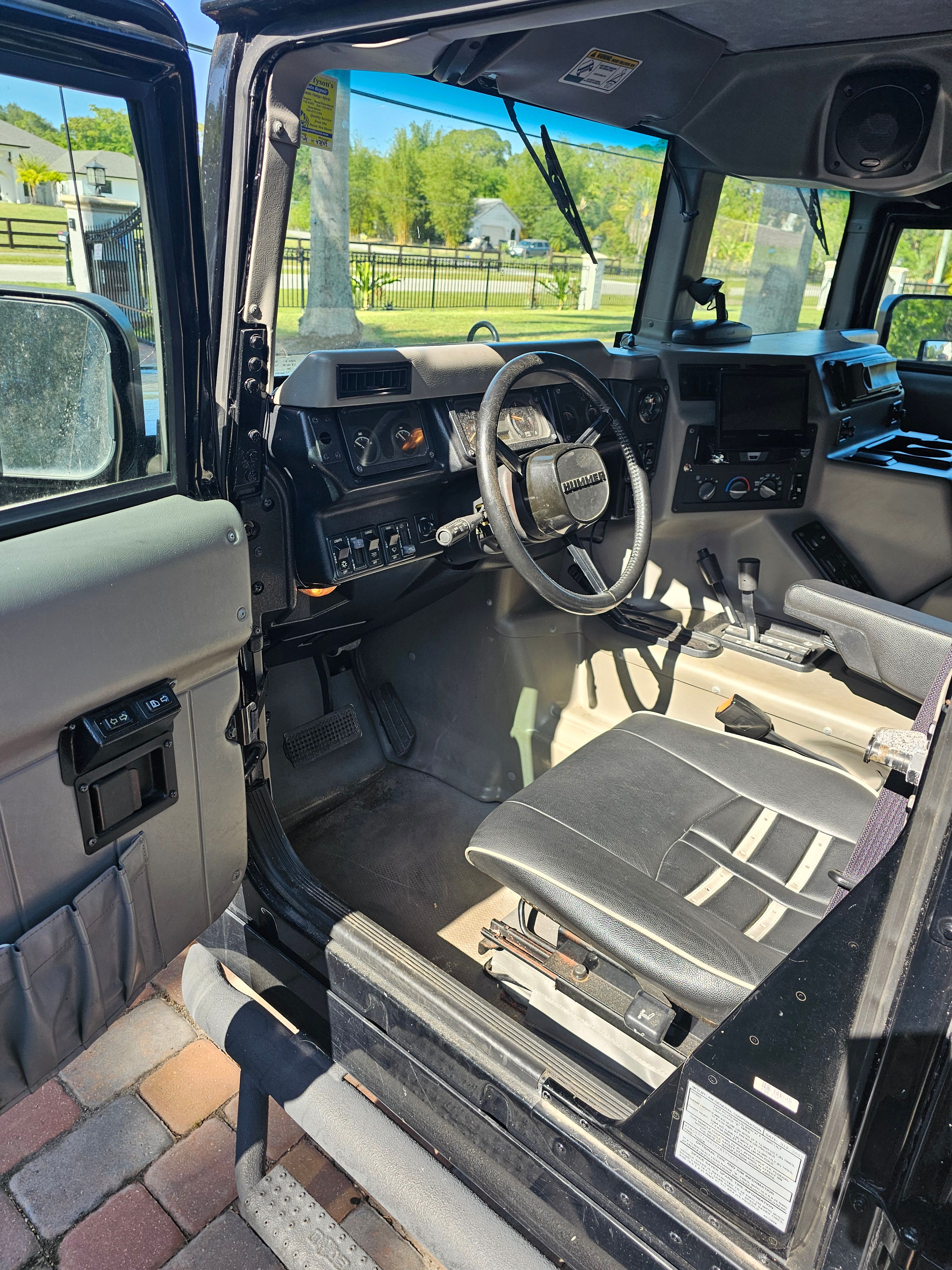 Used 2002 HUMMER H1 4-Door Wagon AWD/4WD image 10