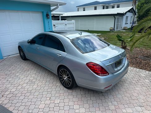 Used 2017 Mercedes-Benz S 550 Sedan image 4