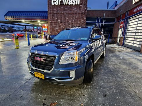 Used 2016 GMC Terrain SLE w/ Driver Alert Package I image 2