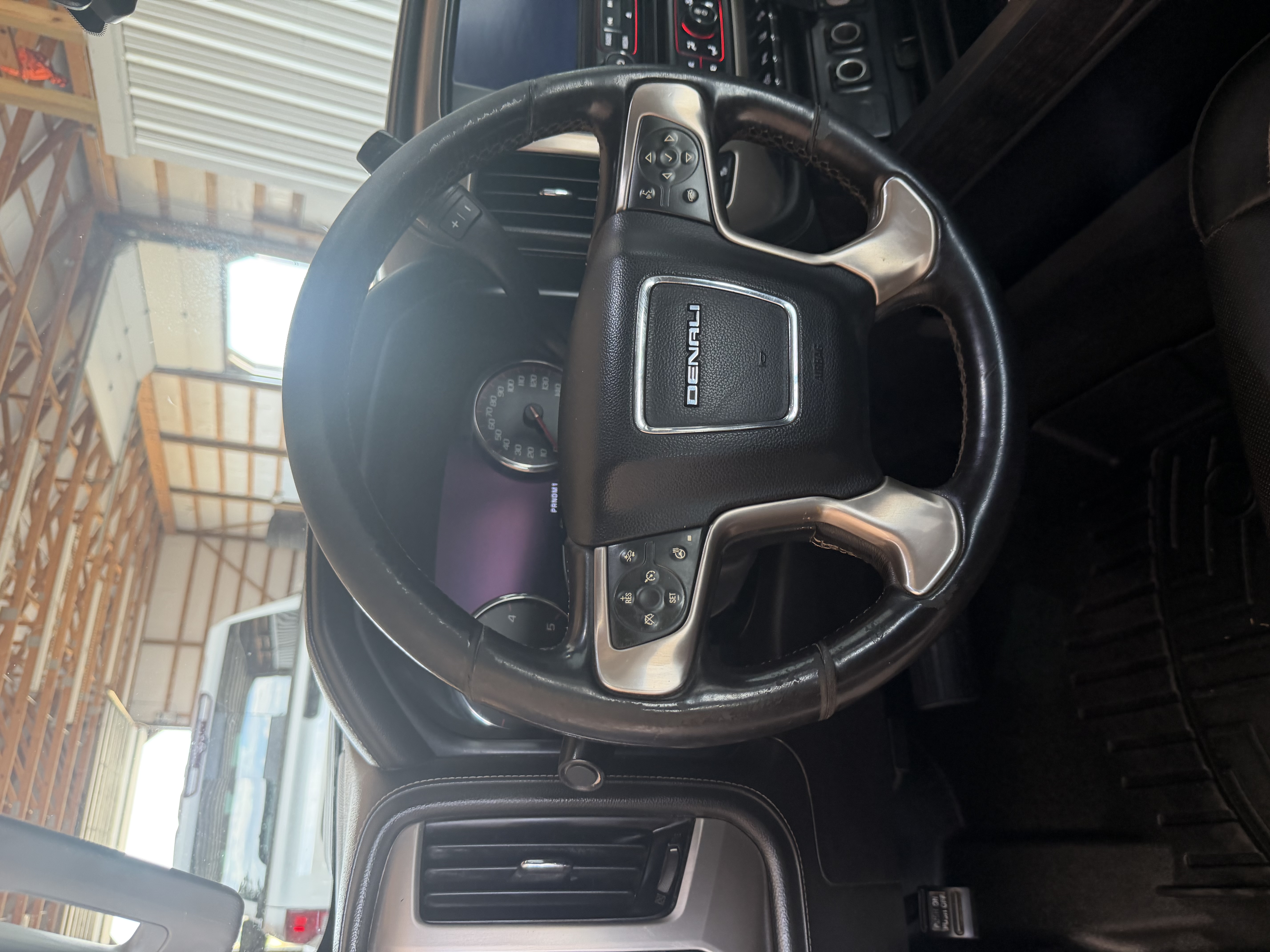 Used 2015 GMC Sierra 2500 Denali w/ Duramax Plus Package AWD/4WD image 21