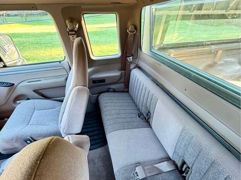 Used 1993 Ford F250 Long Bed image 5