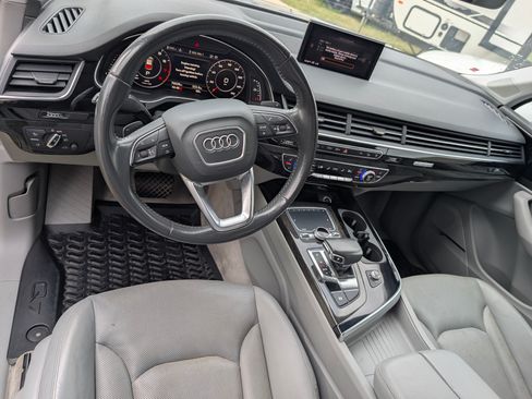Used 2017 Audi Q7 3.0T Premium Plus image 8