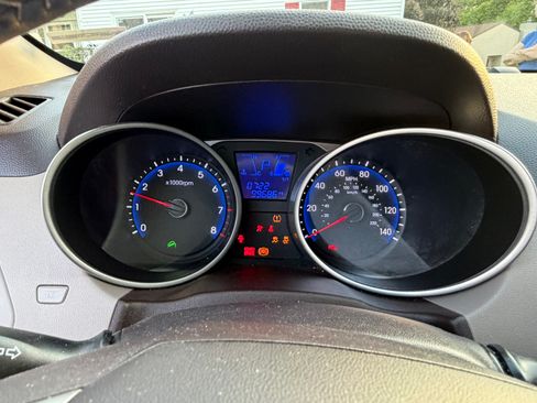 Used 2013 Hyundai Tucson Limited FWD image 10