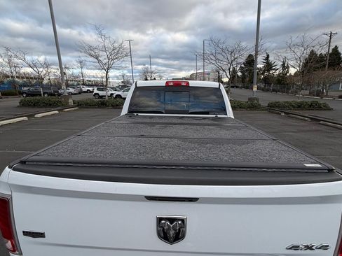 Used 2015 RAM 1500 Laramie w/ Convenience Group image 9