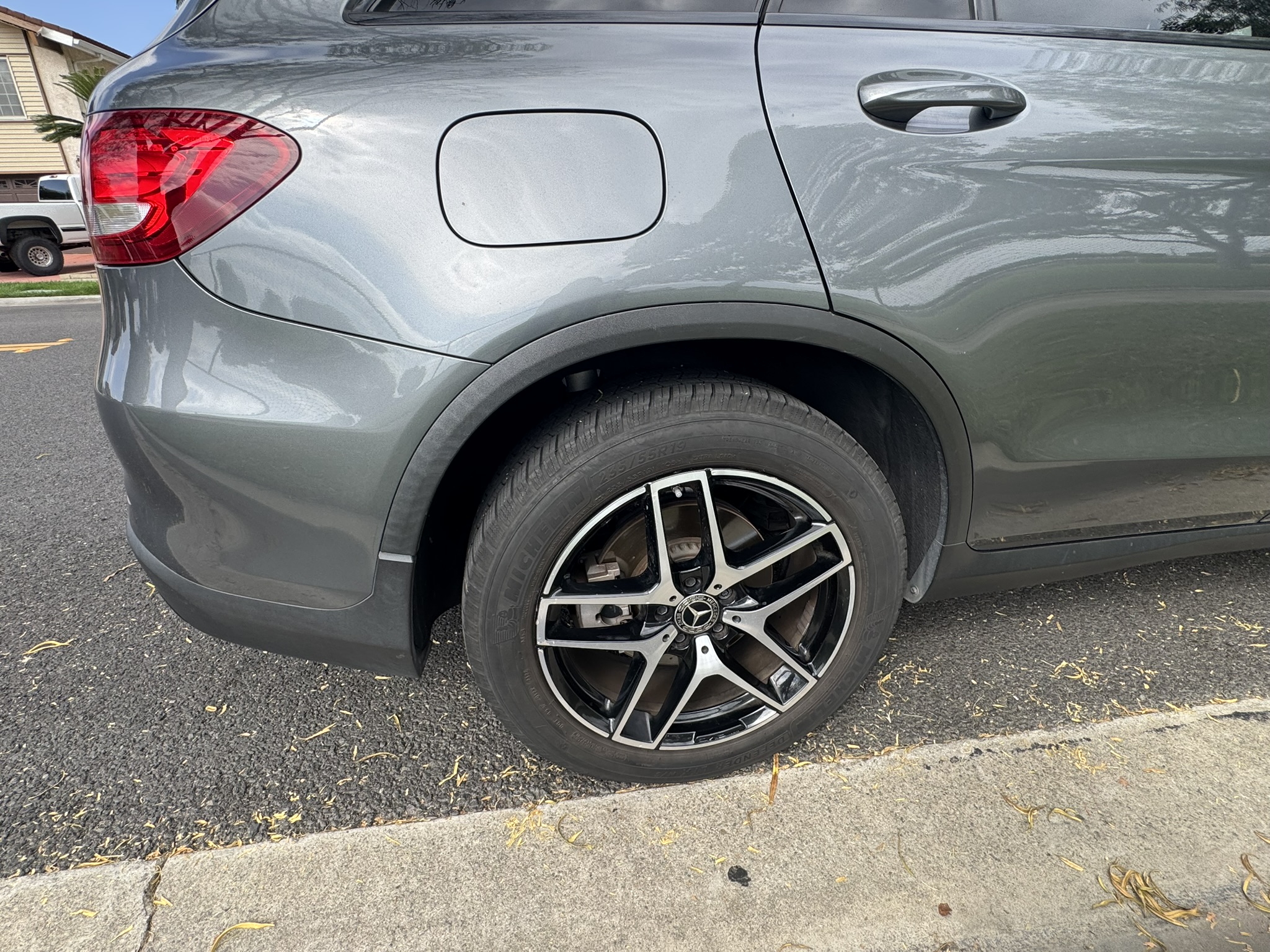 Used 2019 Mercedes-Benz GLC 300 image 13
