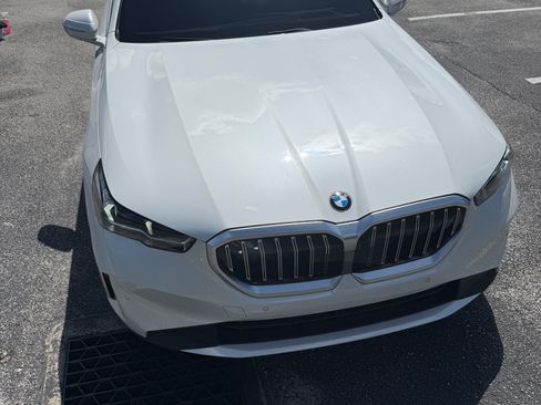 Used 2025 BMW 540i xDrive w/ Executive Package AWD/4WD image 5