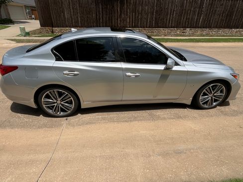 Used 2015 INFINITI Q50 Sport w/ Deluxe Touring Package image 1