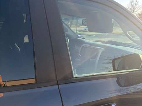 Used 2014 RAM 1500 Lone Star image 24