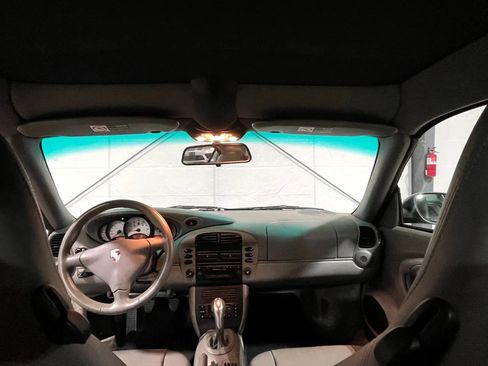 Used 2001 Porsche 911 Cabriolet image 25