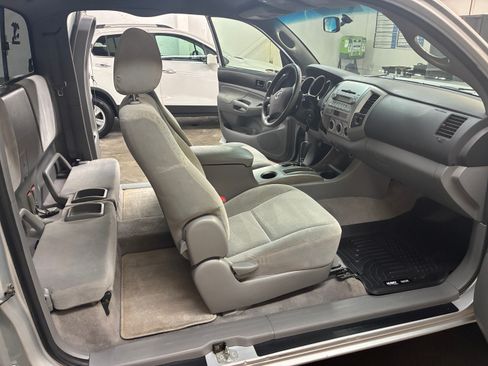 Used 2005 Toyota Tacoma 4x4 Access Cab image 15