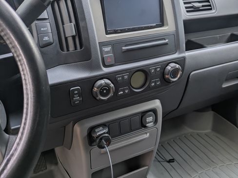 Used 2013 Honda Ridgeline RT image 5