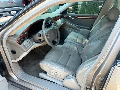 Used 2002 Cadillac De Ville FWD image 10