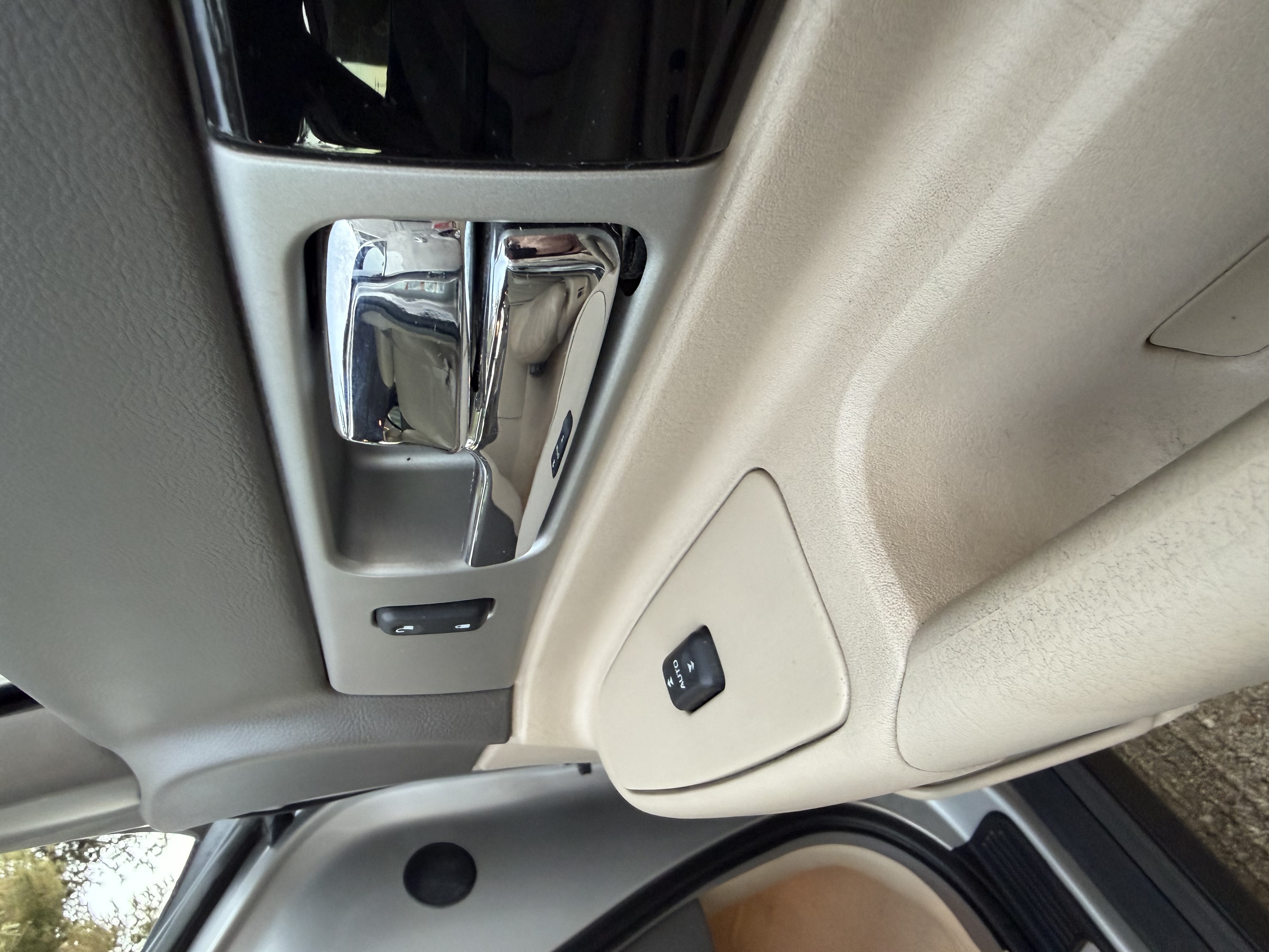 Used 2005 Lincoln LS RWD image 14