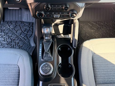 Used 2021 Ford Bronco Outer Banks image 13