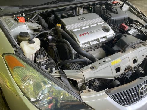 Used 2004 Toyota Solara SE image 11