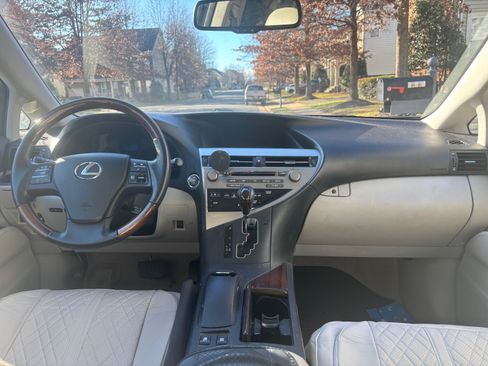 Used 2011 Lexus RX 350 AWD image 10