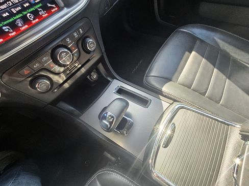 Used 2013 Dodge Charger SXT Plus image 9