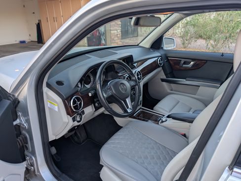 Used 2014 Mercedes-Benz GLK 350 2WD image 8