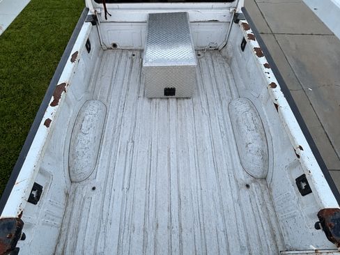 Used 2011 Ford F350 XL w/ PWR Equipment Group AWD/4WD image 8
