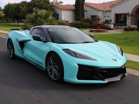 Used 2024 Chevrolet Corvette Z06 image 4