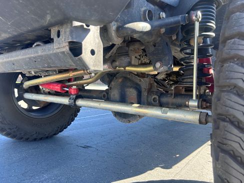 Used 2013 Jeep Wrangler Unlimited Rubicon w/ Connectivity Group image 4