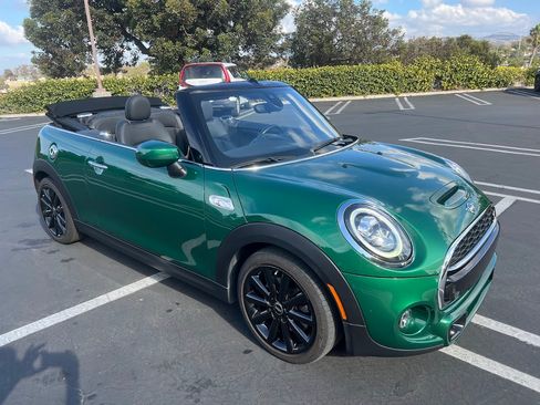 Used 2021 MINI Cooper S image 6