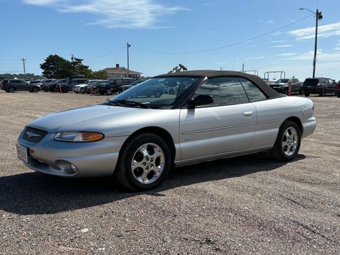 Used 2000 Chrysler Sebring JXI image 27