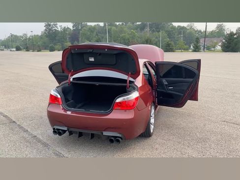 Used 2007 BMW M5 RWD image 13