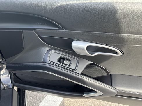 Used 2015 Porsche 911 Carrera image 14