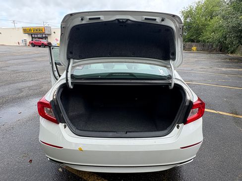 Used 2018 Honda Accord LX image 13
