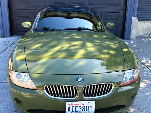 Used 2004 BMW Z4 3.0i RWD image 12