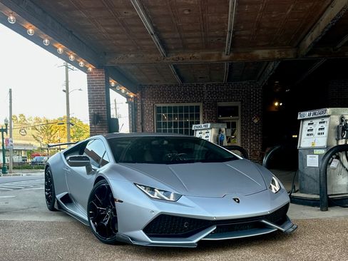 Used 2015 Lamborghini Huracan LP 610-4 image 23