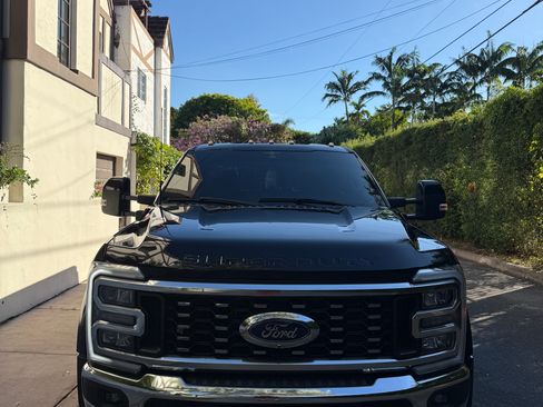 Used 2023 Ford F450 Lariat image 5