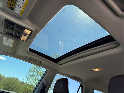 Used 2018 Toyota 4Runner Limited image 17