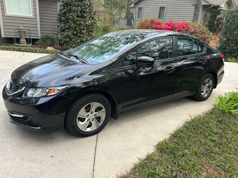 Used 2014 Honda Civic LX image 2