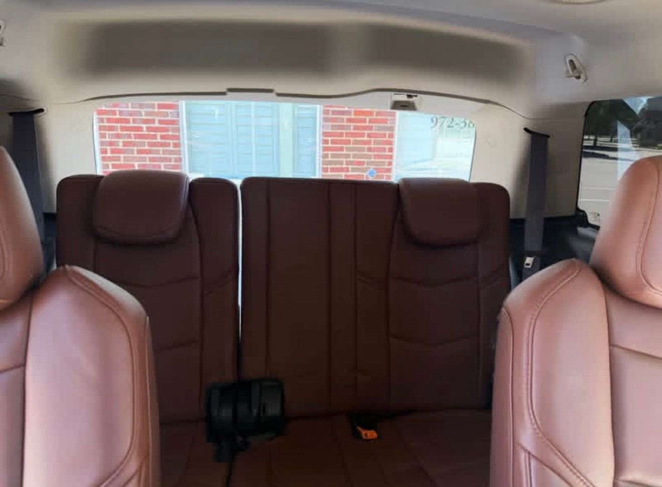 Used 2016 Cadillac Escalade Luxury RWD image 8