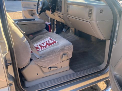 Used 2002 Chevrolet Silverado 2500 LS RWD image 8
