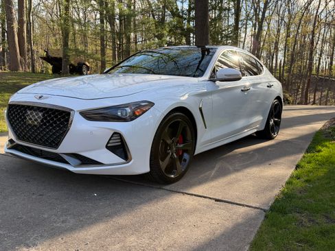 Used 2019 Genesis G70 3.3T Advanced w/ Sport Package AWD/4WD image 4