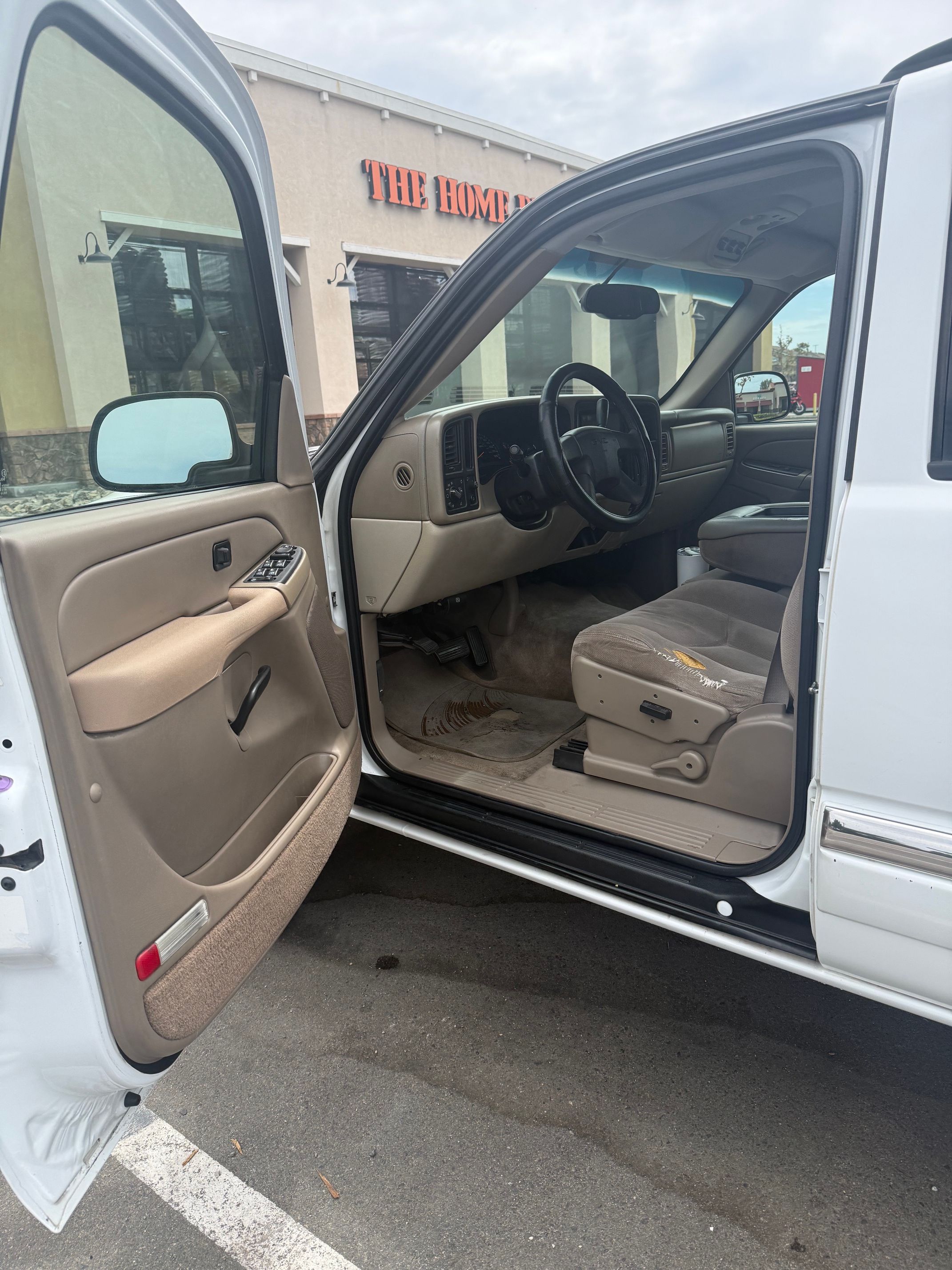 Used 2004 GMC Yukon SLE RWD image 13