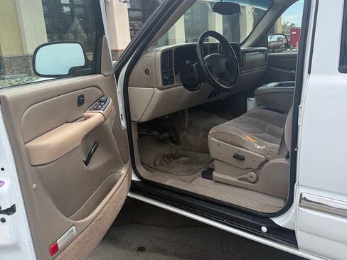 Used 2004 GMC Yukon SLE RWD image 13